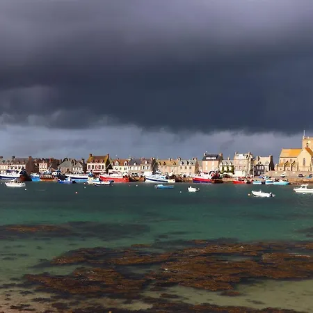 בית נופש La Salicorne *